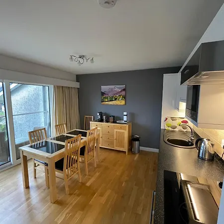 3 Bedroom * 安布尔塞德